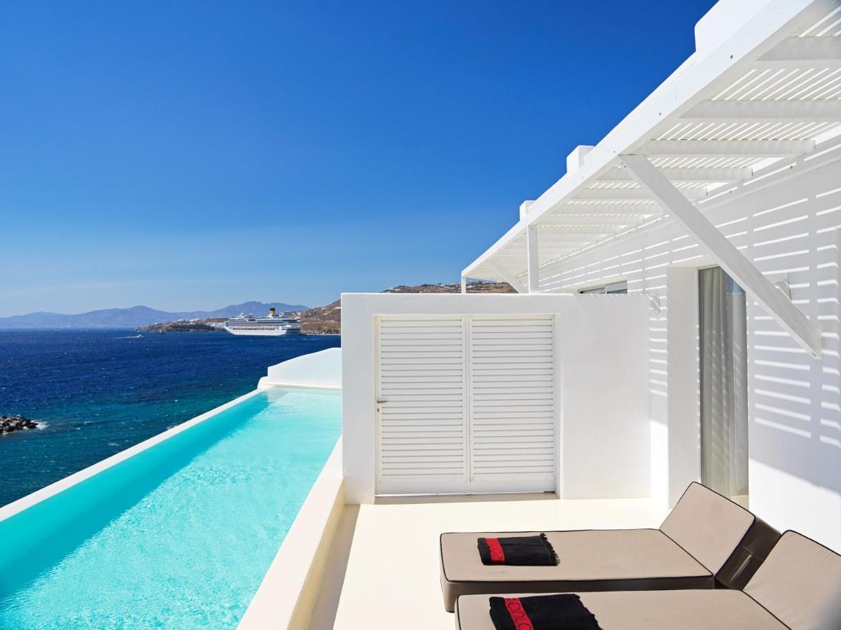 Kouros & Mykonos Town
